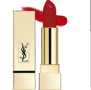Ysl rouge pur couture lipstick #104 jeu d'attraction New.